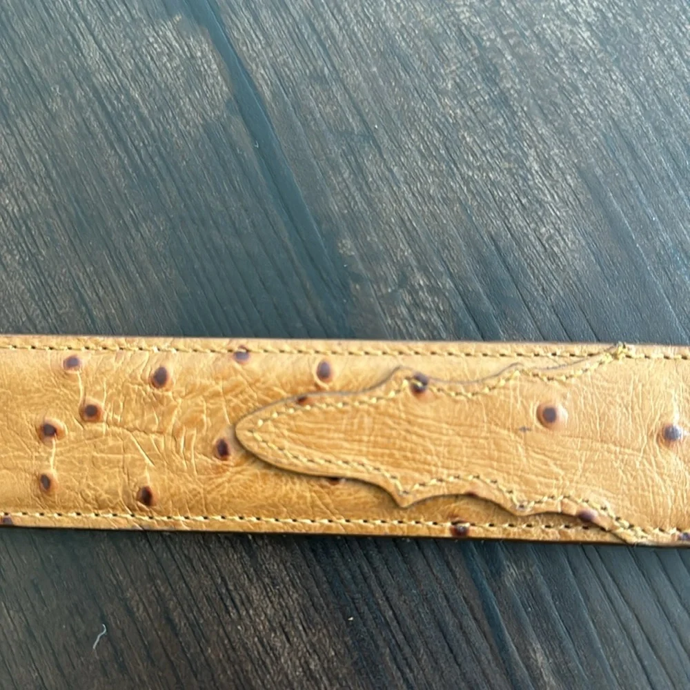 N/A men ostrich